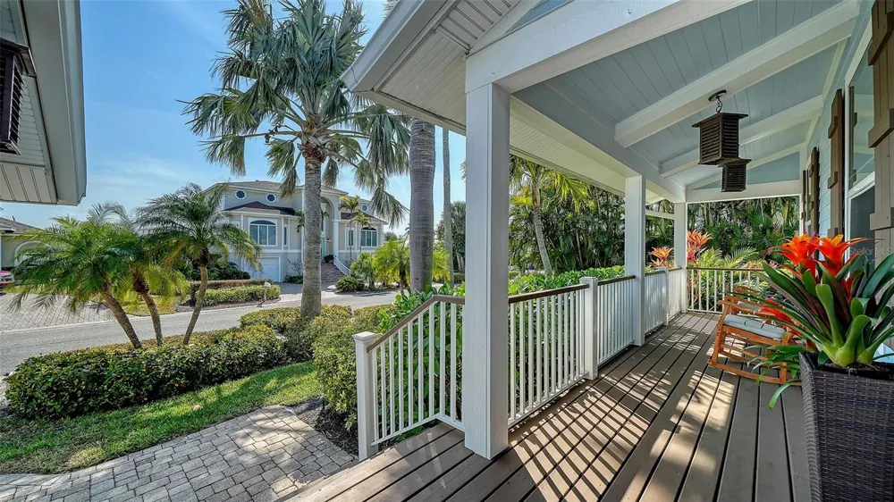 605 POINT DRIVE Holmes Beach, FL 34217