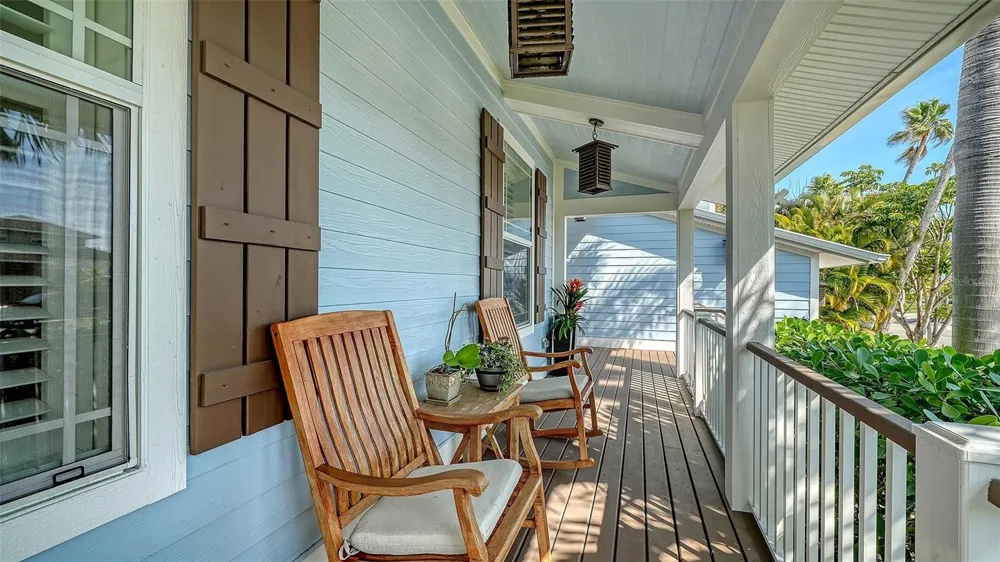 605 POINT DRIVE Holmes Beach, FL 34217