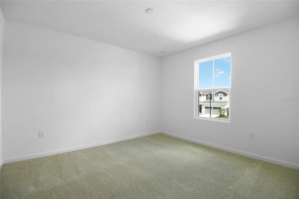 179 FLAG LILLY LANE Umatilla, FL 32784