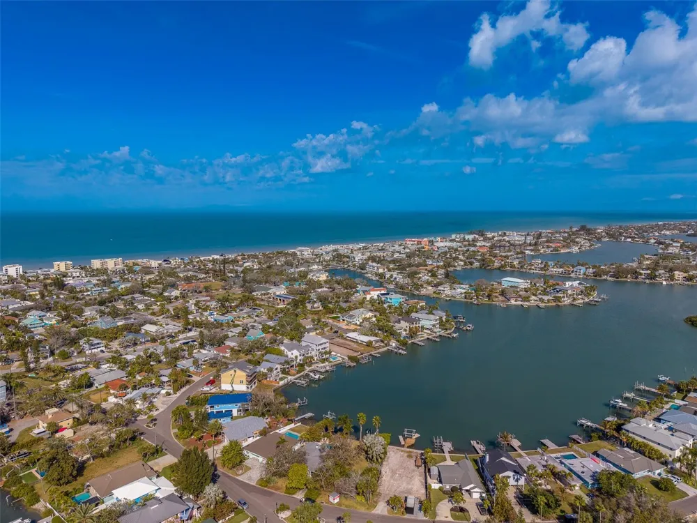 1217 BAY SHORE BOULEVARD Indian Rocks Beach, FL 33785