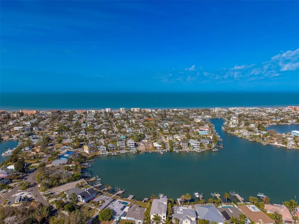 1217 BAY SHORE BOULEVARD Indian Rocks Beach, FL 33785