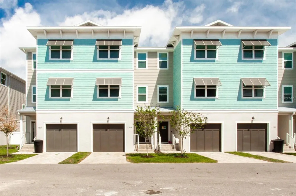 1273 SAVONA DRIVE NE St Petersburg, FL 33702