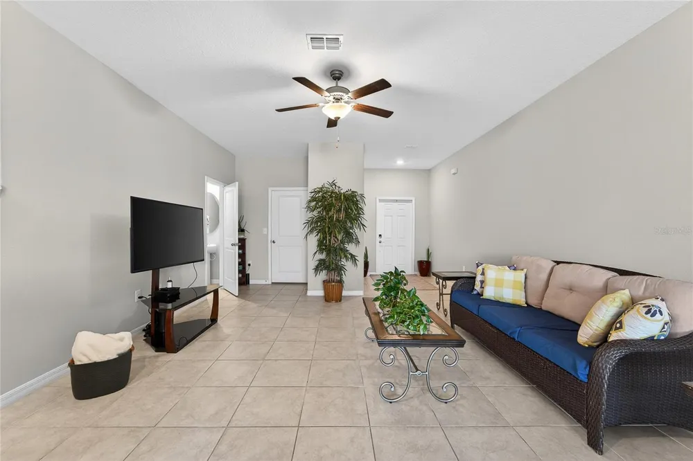 15519 PRESTWICK ROSE PLACE Sun City Center, FL 33573