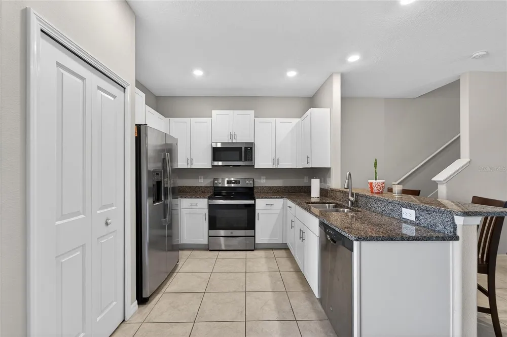 15519 PRESTWICK ROSE PLACE Sun City Center, FL 33573