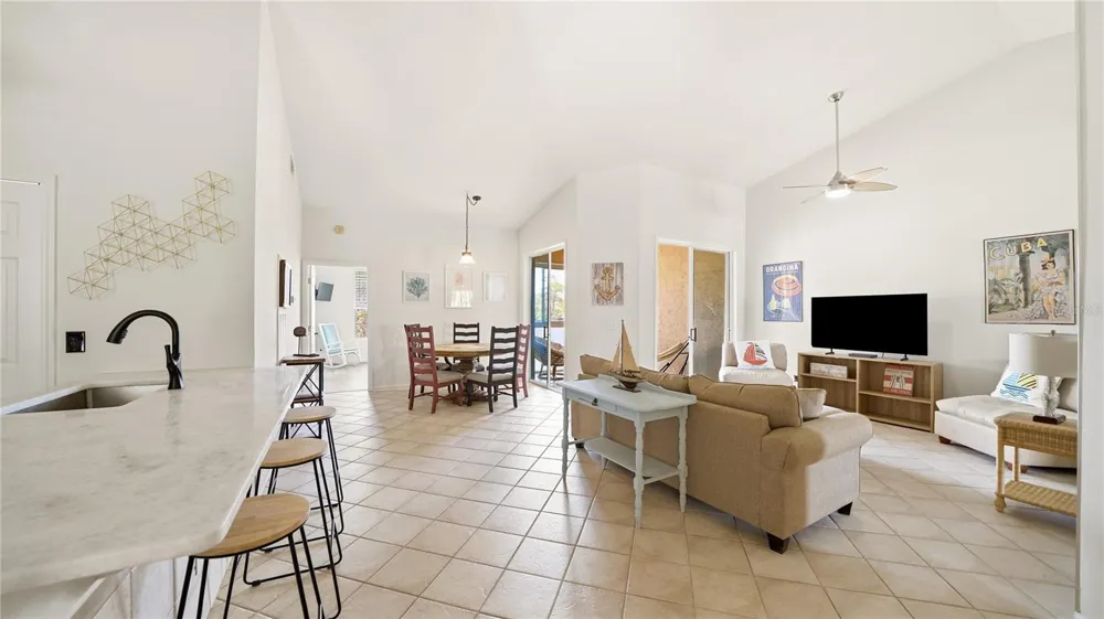 705 AUGUSTA CIRCLE #705 St Augustine, FL 32086