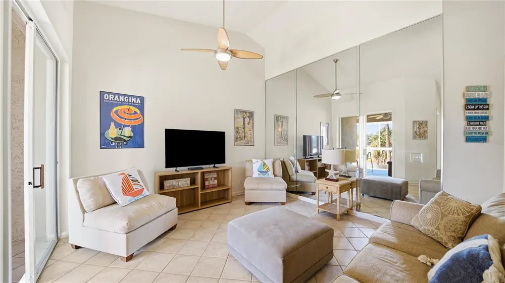 705 AUGUSTA CIRCLE #705 St Augustine, FL 32086