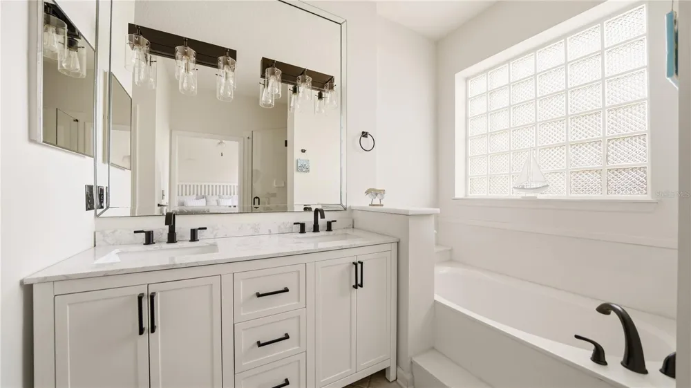 705 AUGUSTA CIRCLE #705 St Augustine, FL 32086