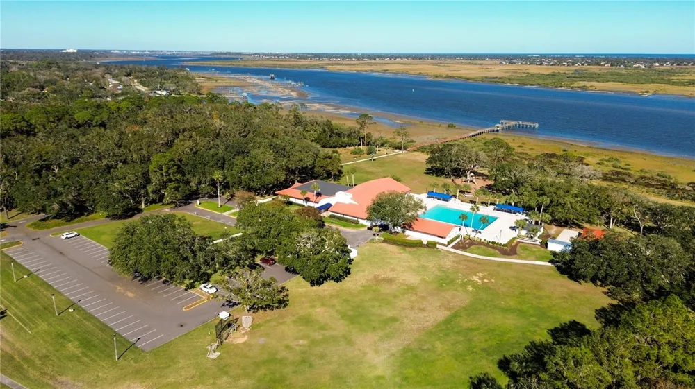 705 AUGUSTA CIRCLE #705 St Augustine, FL 32086