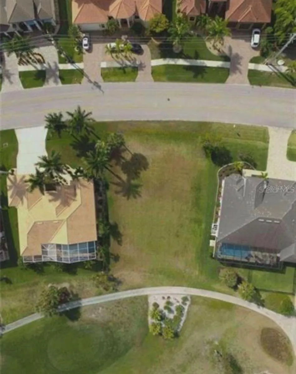 272 MADRID BOULEVARD Punta Gorda, FL 33950