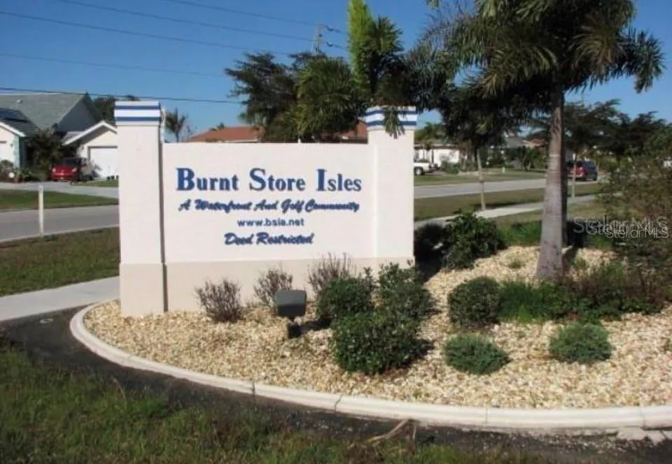 272 MADRID BOULEVARD Punta Gorda, FL 33950
