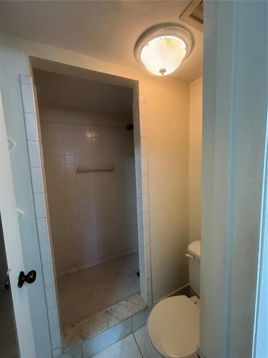 500 NEWELL HILL ROAD #101A Leesburg, FL 34748