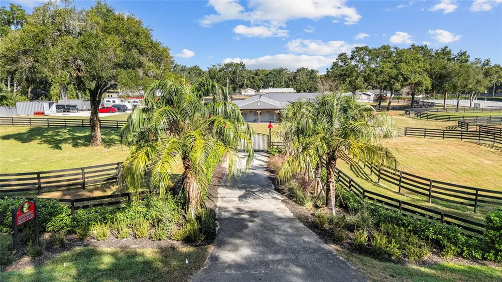 2 COUNT FLEET DRIVE ocala, FL 34482