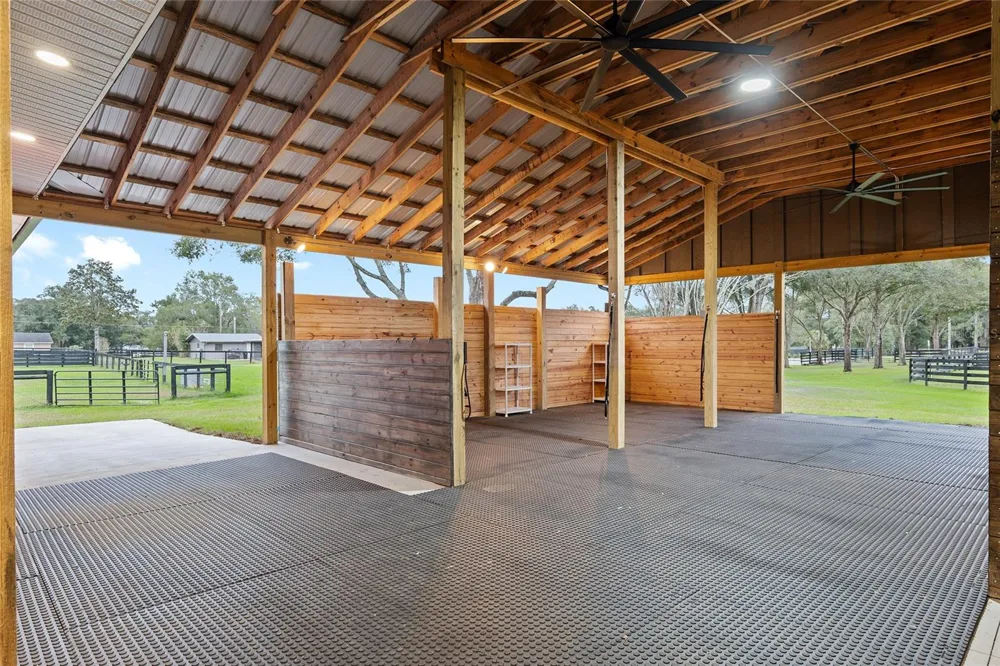 2 COUNT FLEET DRIVE ocala, FL 34482