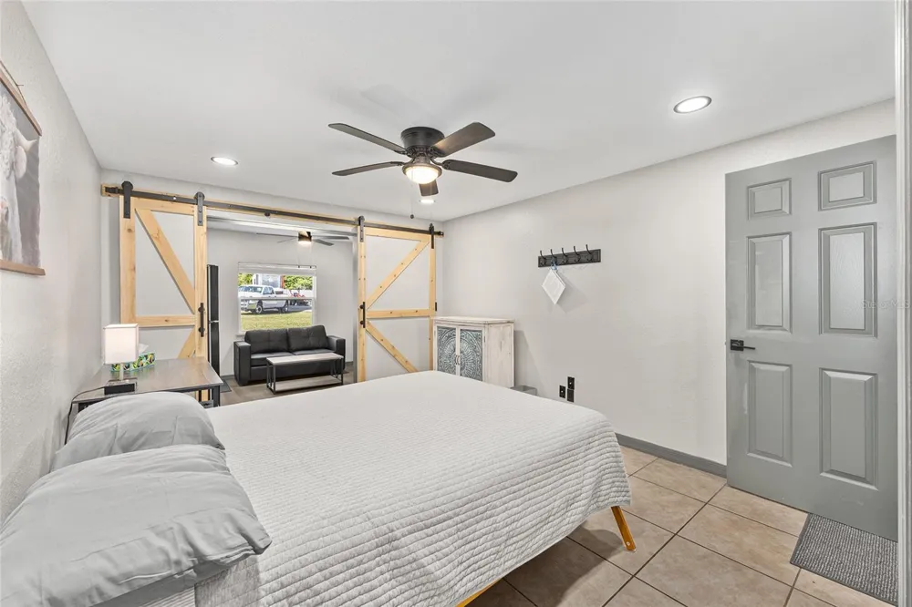 2 COUNT FLEET DRIVE ocala, FL 34482
