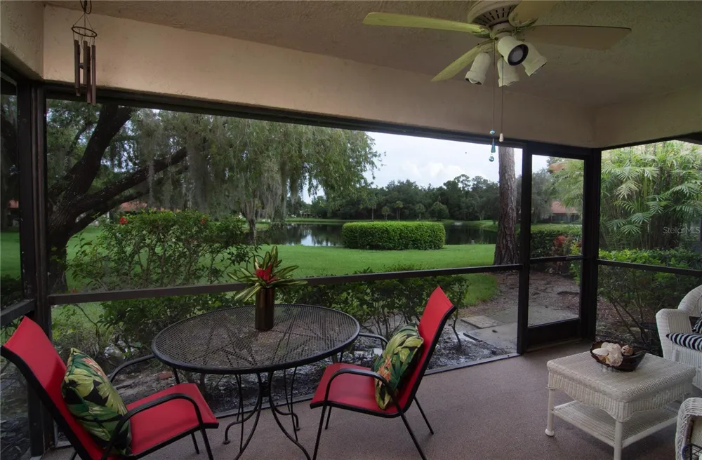 5635 GOLF POINTE DRIVE #101 Sarasota, FL 34243
