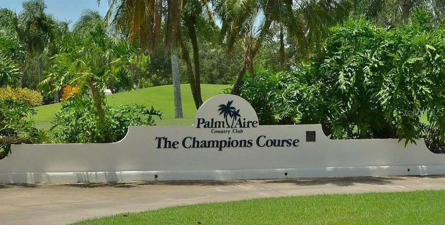 5635 GOLF POINTE DRIVE #101 Sarasota, FL 34243