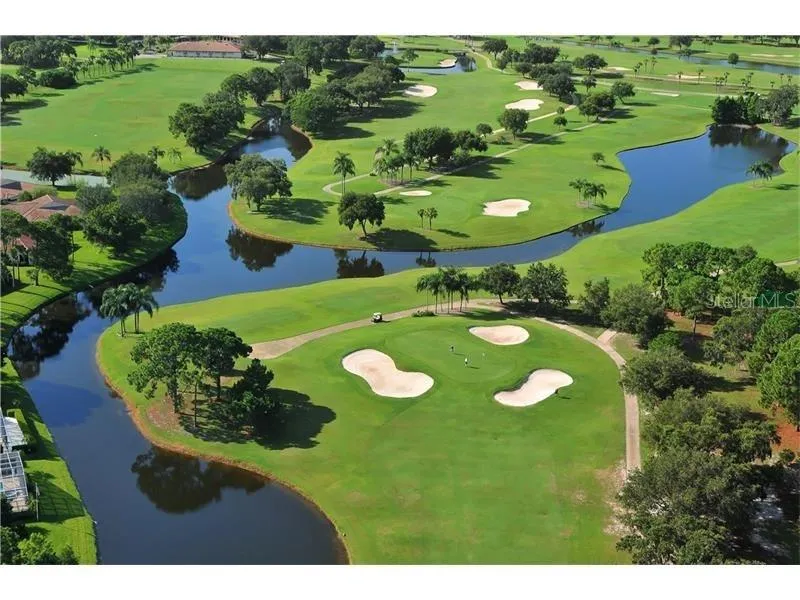 5635 GOLF POINTE DRIVE #101 Sarasota, FL 34243