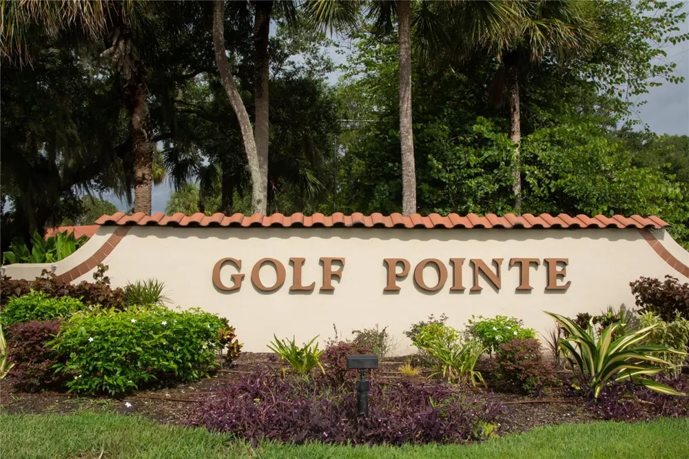 5635 GOLF POINTE DRIVE #101 Sarasota, FL 34243