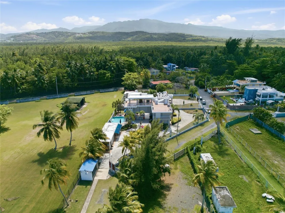 Pr 968k 2.1 int Punta Are LAS PICUAS Rio Grande, PR 00721