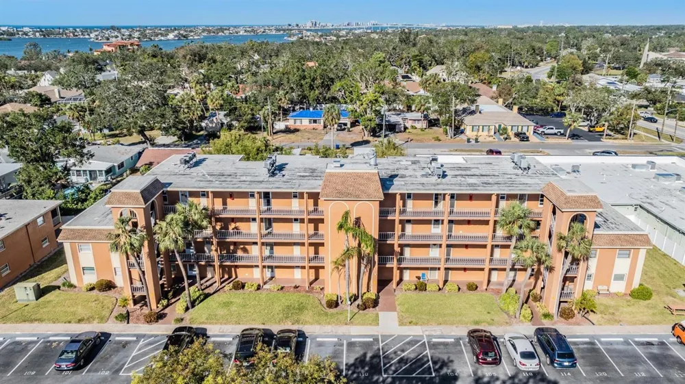 12760 INDIAN ROCKS ROAD #104 Largo, FL 33774