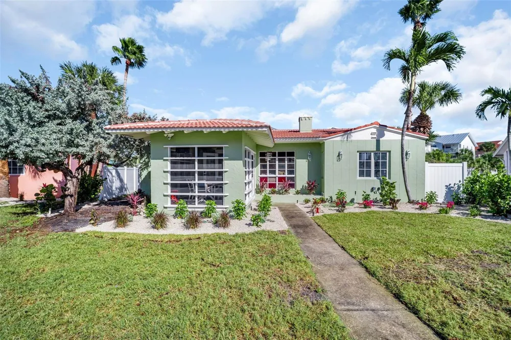 16613 GULF BOULEVARD North Redington Beach, FL 33708