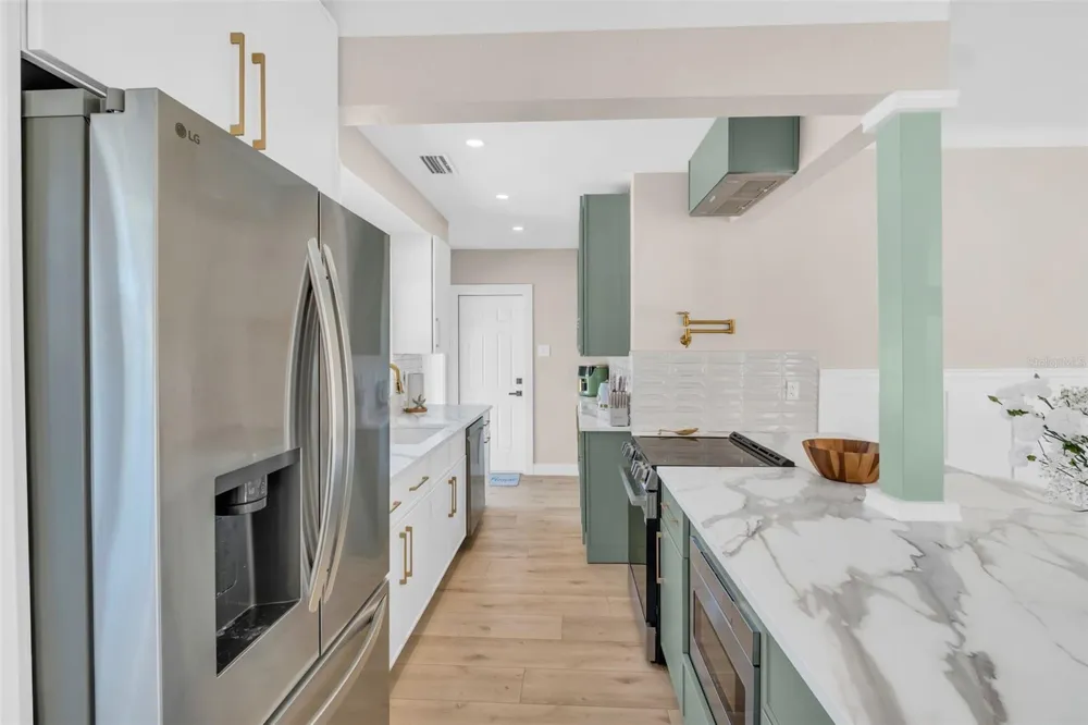 16613 GULF BOULEVARD North Redington Beach, FL 33708
