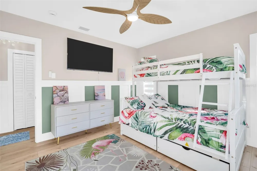 16613 GULF BOULEVARD North Redington Beach, FL 33708