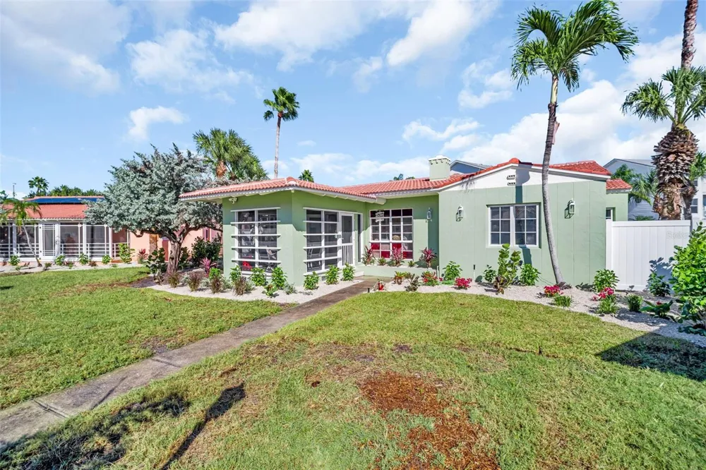 16613 GULF BOULEVARD North Redington Beach, FL 33708