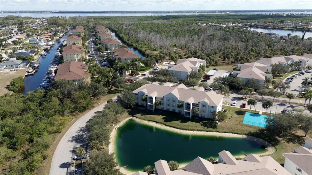 1771 FOUR MILE COVE PARKWAY #1031 Cape Coral, FL 33990