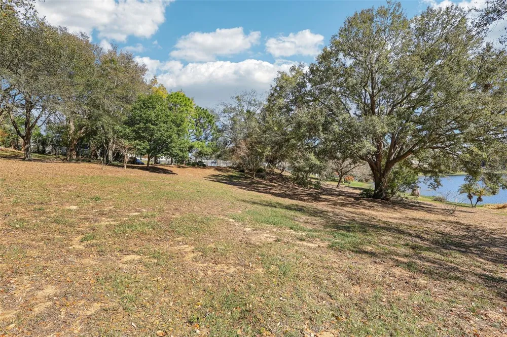 WESTMORELAND AVENUE Eustis, FL 32726