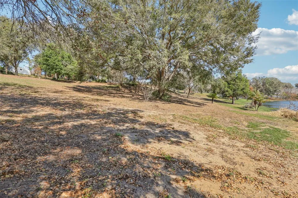 WESTMORELAND AVENUE Eustis, FL 32726