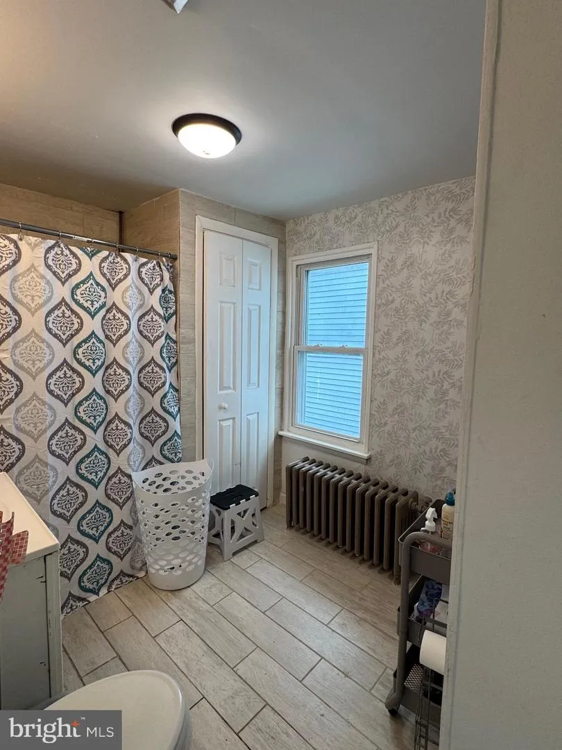 527 MAIN Mcsherrystown, PA 17344