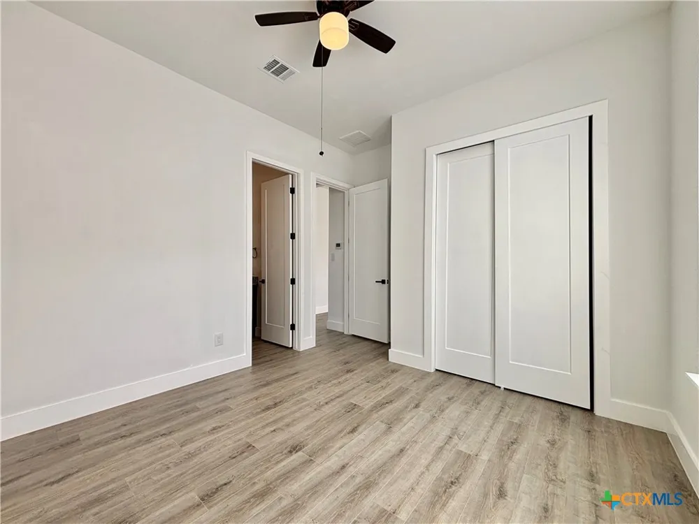 43 Buckskin Drive Palacios, TX 77465