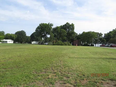 25 Grand Lake Drive #3C