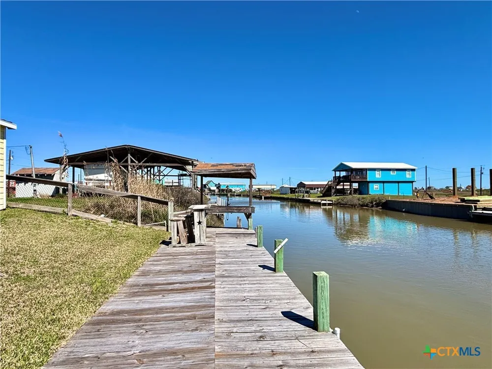 355 County Road 202 Sargent, TX 77414