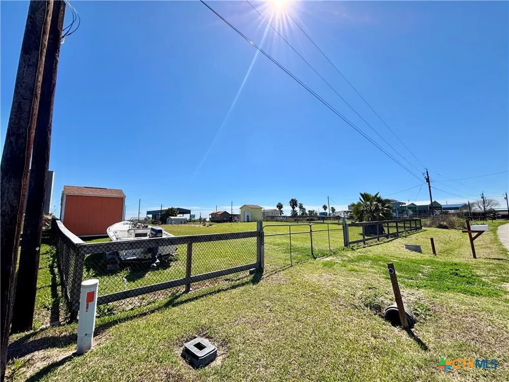 355 County Road 202 Sargent, TX 77414