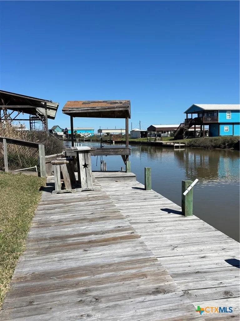 355 County Road 202 Sargent, TX 77414