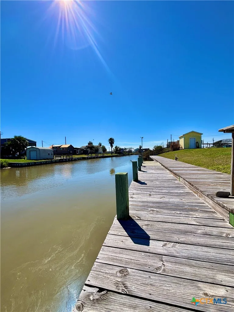 355 County Road 202 Sargent, TX 77414