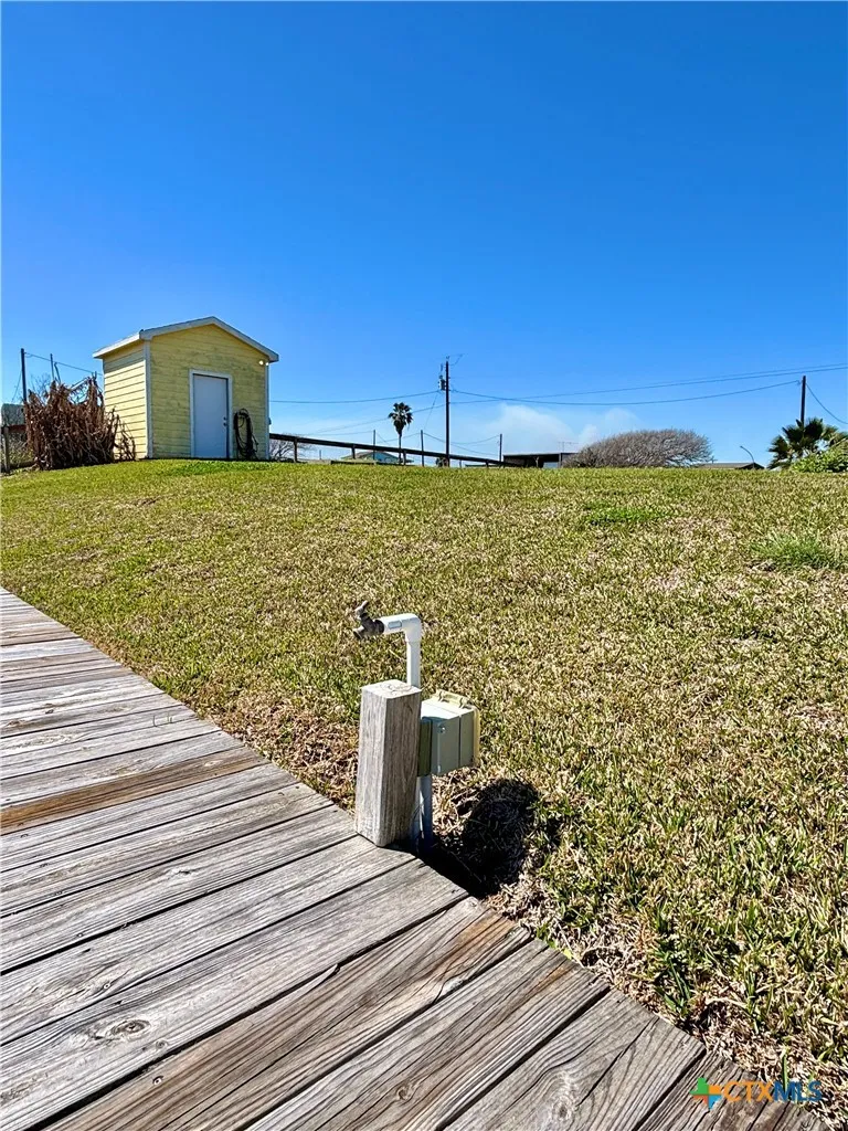 355 County Road 202 Sargent, TX 77414