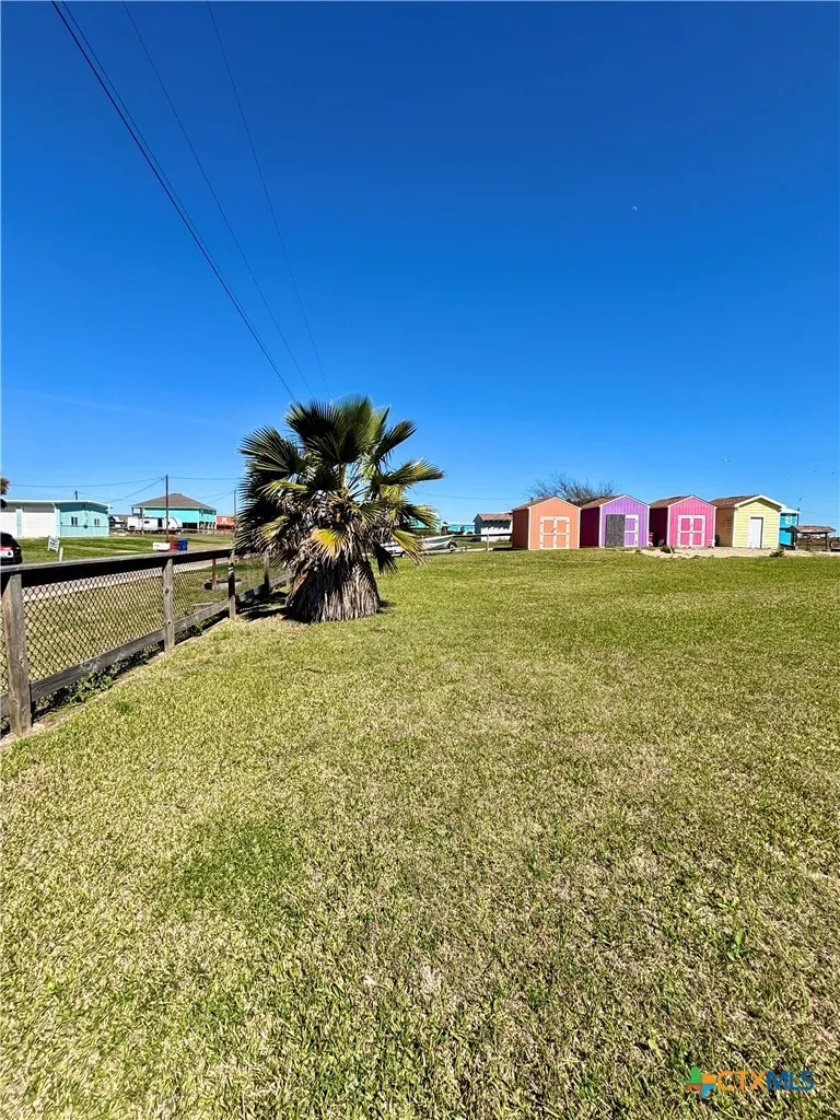 355 County Road 202 Sargent, TX 77414