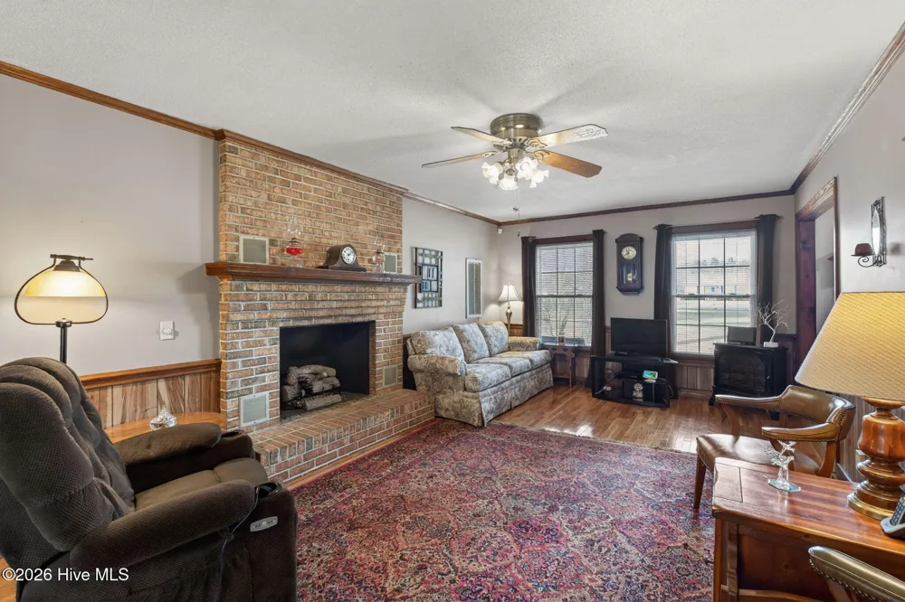 1201 Willeyton Road Gates, NC 27937