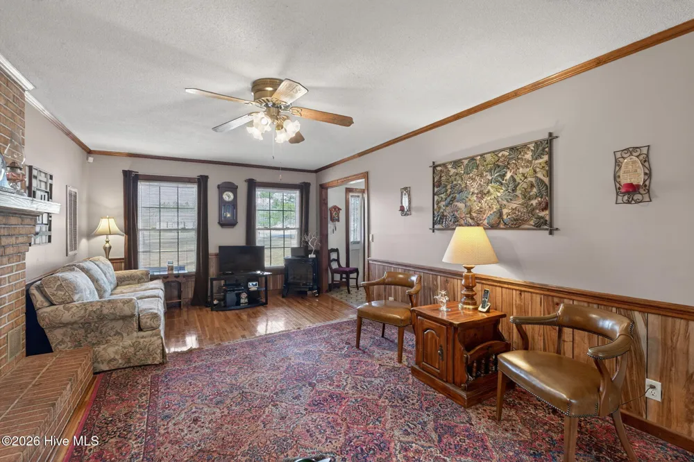 1201 Willeyton Road Gates, NC 27937