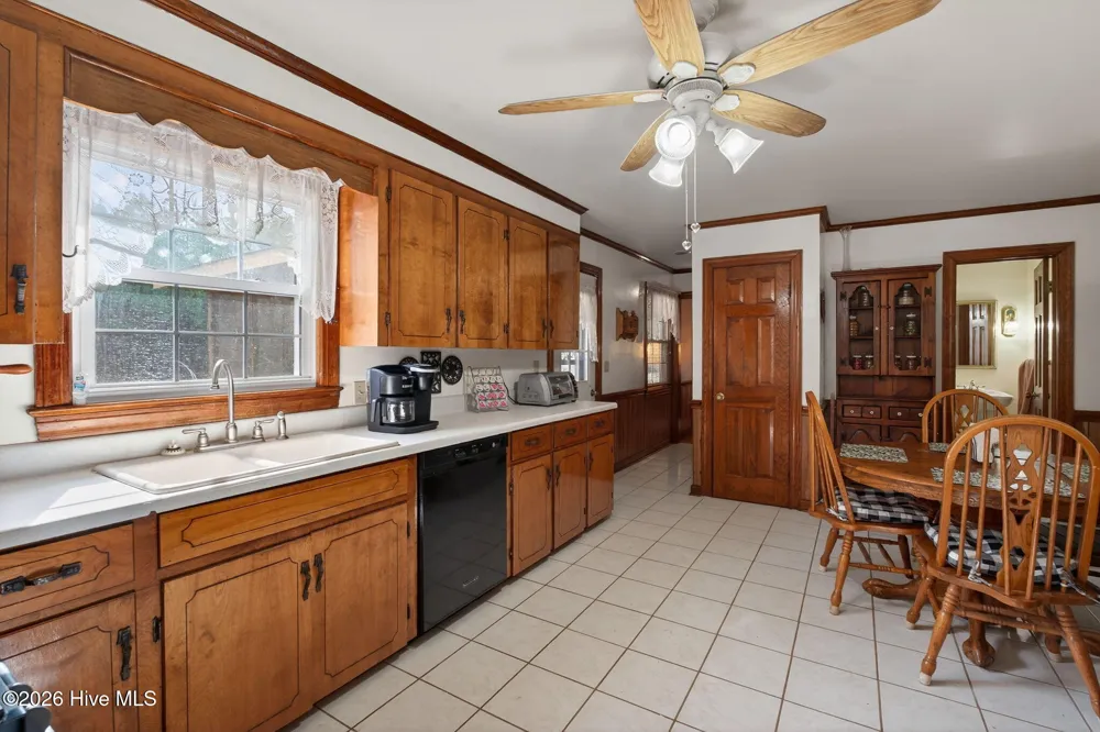 1201 Willeyton Road Gates, NC 27937