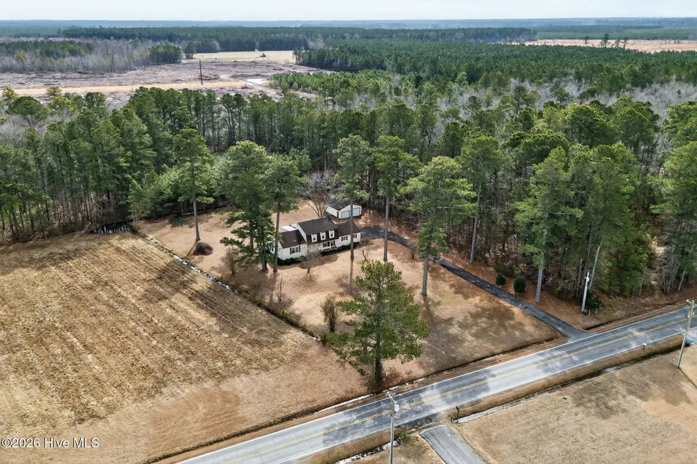 1201 Willeyton Road Gates, NC 27937