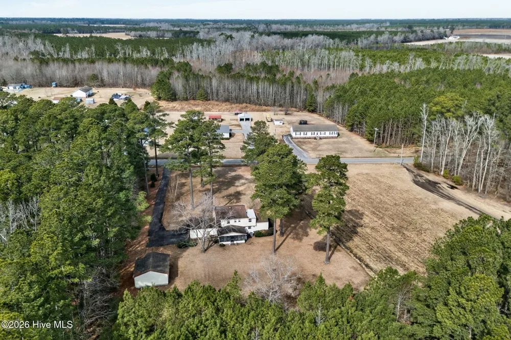 1201 Willeyton Road Gates, NC 27937