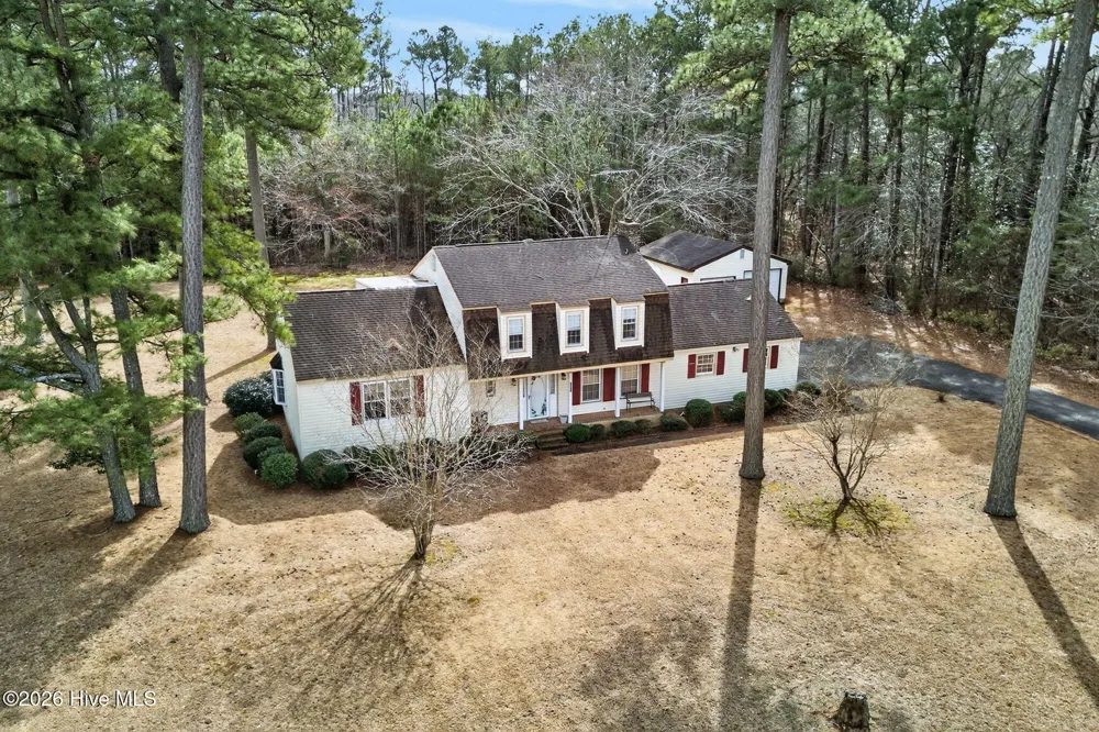 1201 Willeyton Road Gates, NC 27937