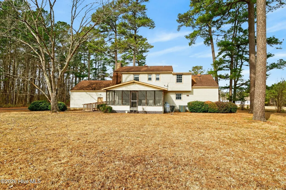 1201 Willeyton Road Gates, NC 27937