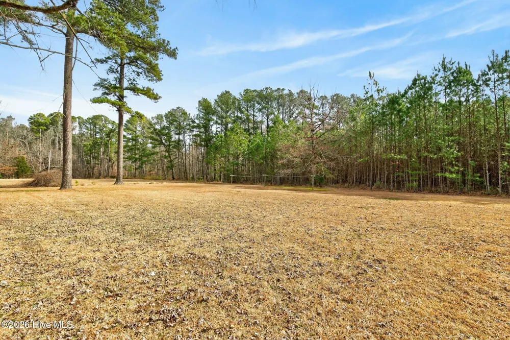1201 Willeyton Road Gates, NC 27937