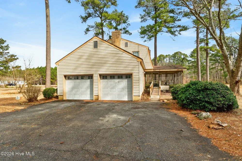 1201 Willeyton Road Gates, NC 27937