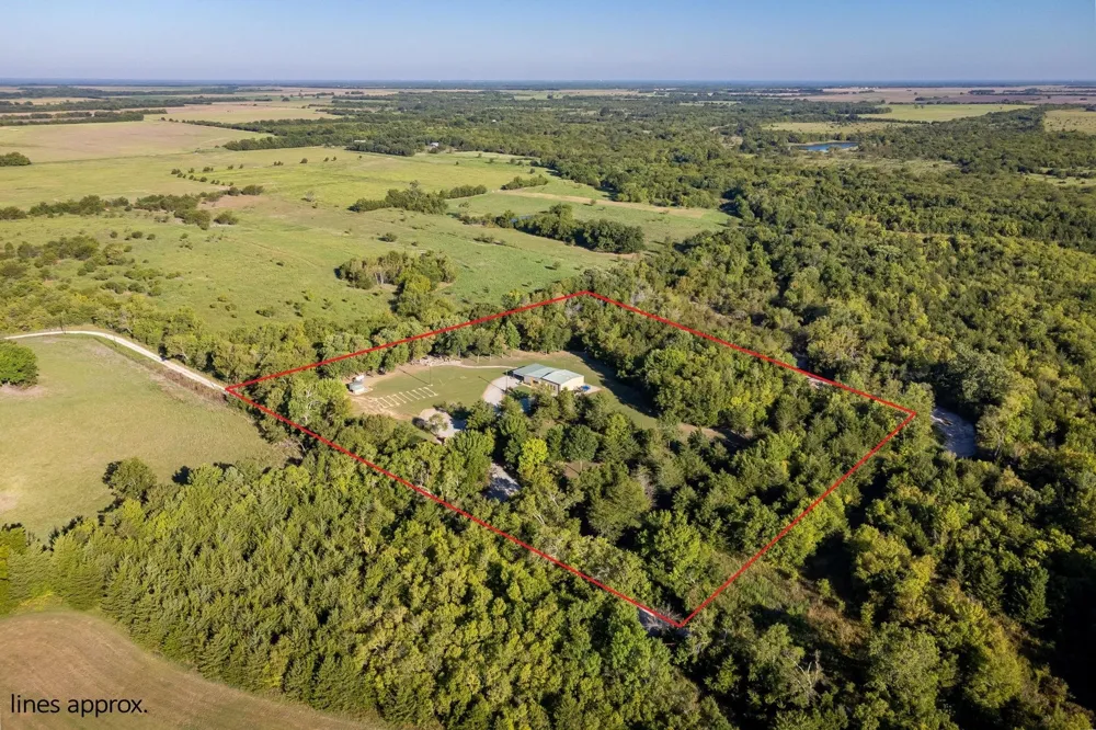 2691 County Road 3335 Ladonia, TX 75449